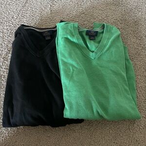 Set of 2 Brooks Brothers 346 V-Neck Sweaters - Black and Green
